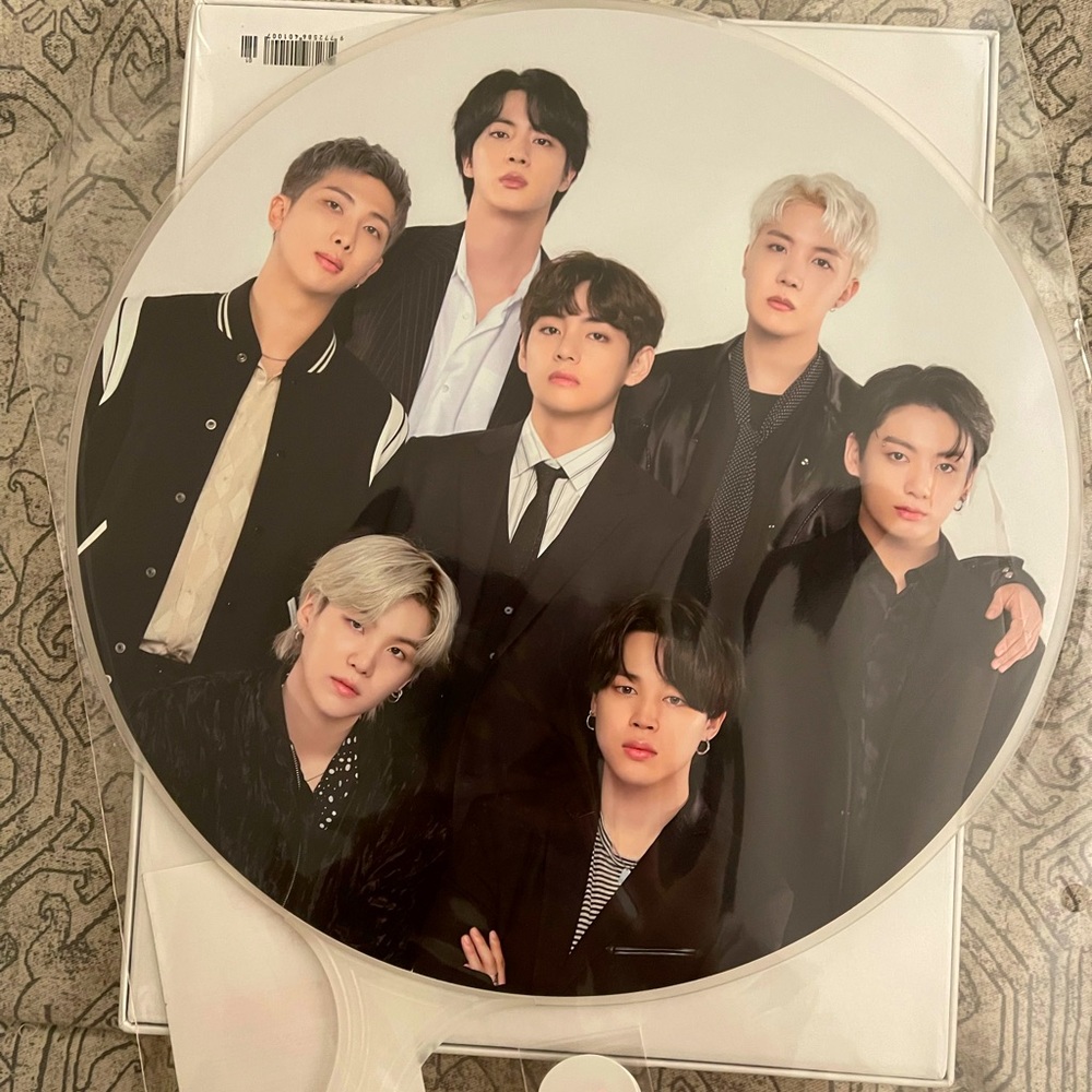 BTS PTD OT7 Picket